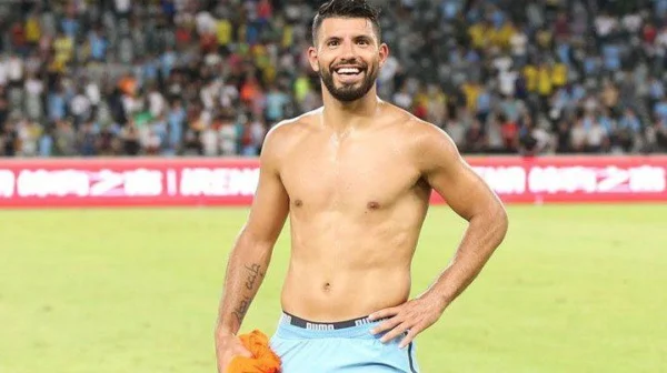 Sergio Agüero Shirtless 4 Sergio Agüero Shirtless 4