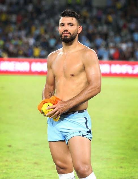 Sergio Agüero Shirtless Sergio Agüero Shirtless